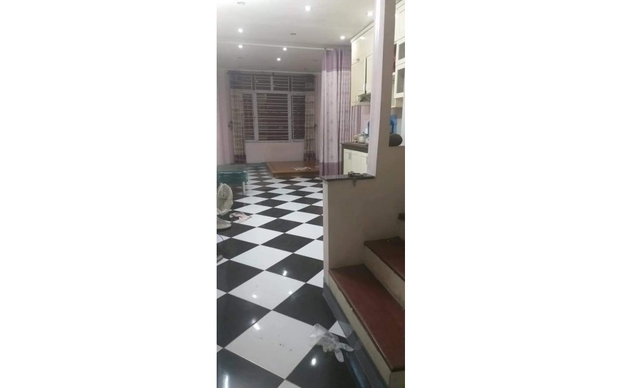 CHO THUÊ NHÀ NGÕ 107 PHỐ VĨNH HƯNG, 32M2, 5 TẦNG, 3 NGỦ, 4 WC, GIÁ 8 TRIỆU